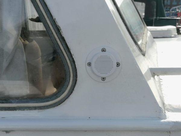Boat Roof Side - Vardo Low Profile Louvre Grill Vent for Boat Van Toilet Fan 32mm 1.25 Hose connection 001