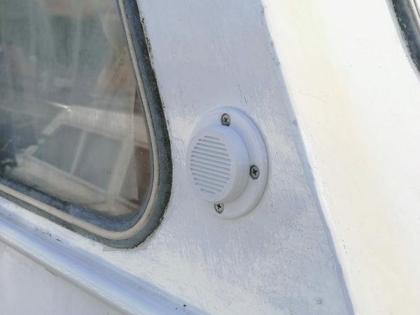 Boat Roof Side - Vardo Low Profile Louvre Grill Vent for Boat Van Toilet Fan 32mm 1.25 Hose connection 002